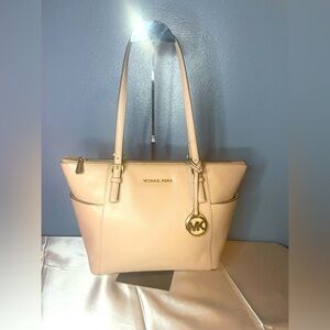 Authentic Michael Kors Purse!!! #07